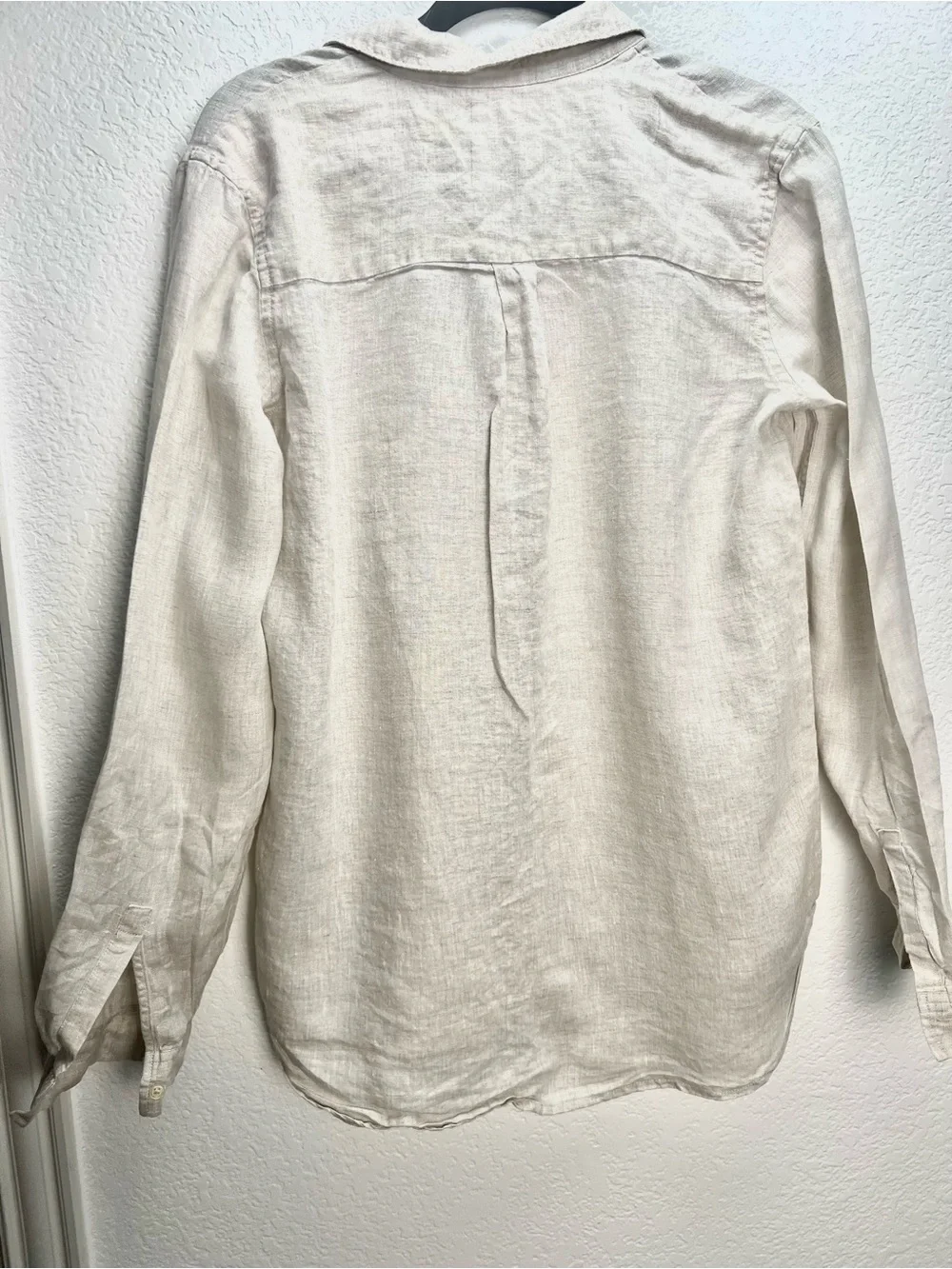 GAP Boyfriend Fit 100% Linen Button Down Shirt M Neutral Beige - Picture 4 of 9